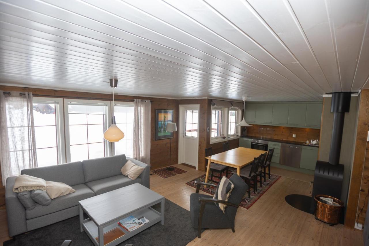 Four-Bedroom Cottage In Sirdal Tjorhom 외부 사진